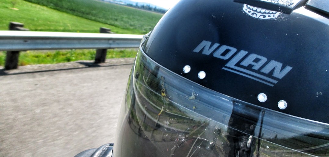 nolan motorcycle helmet