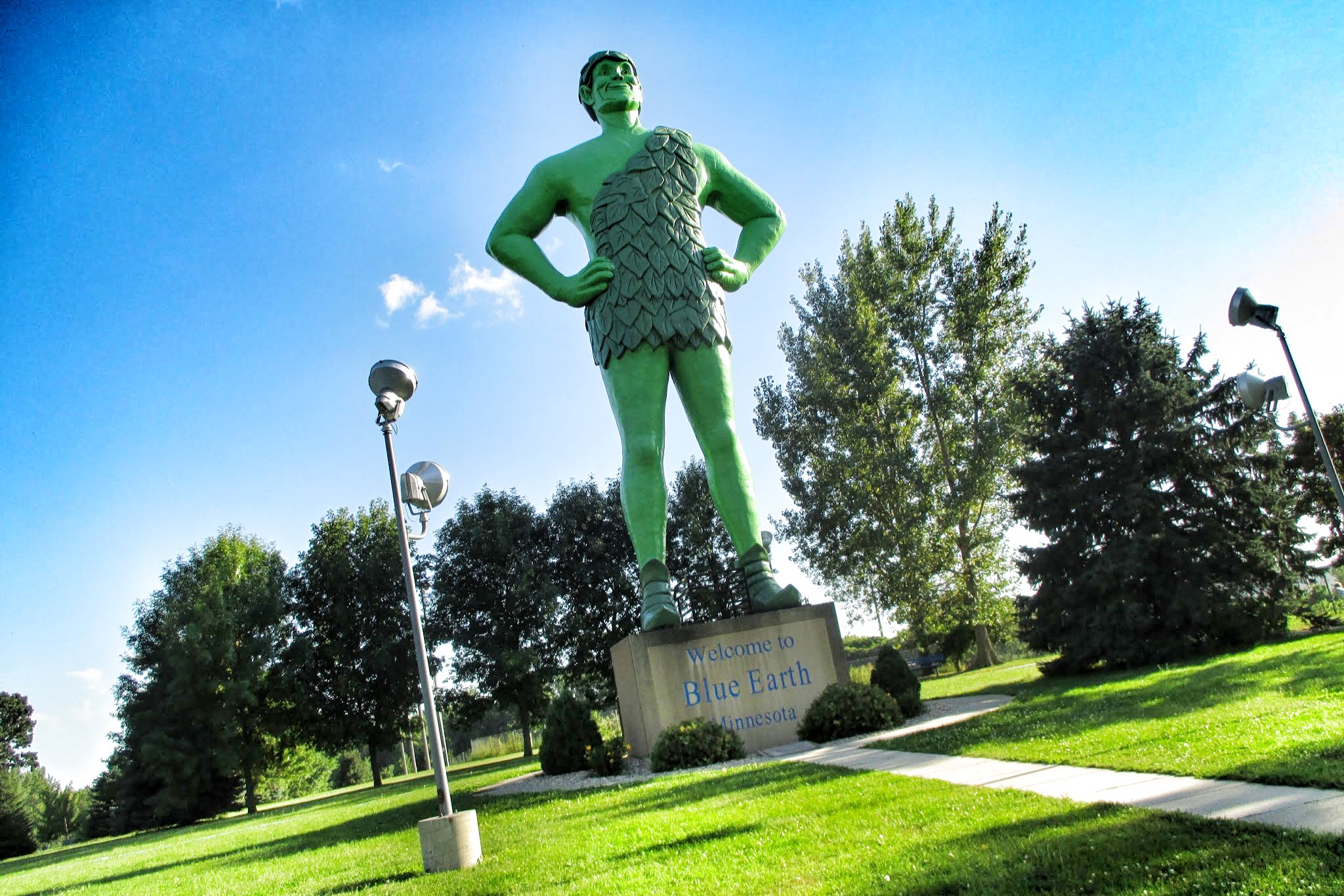 green giant statue park